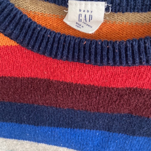 Baby Gap Rainbow Sweater - size toddler 3 years - gender neutral - Picture 4 of 6